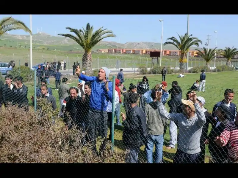 IL  CENTRO IMMIGRATI DI MINEO IN SICILIA