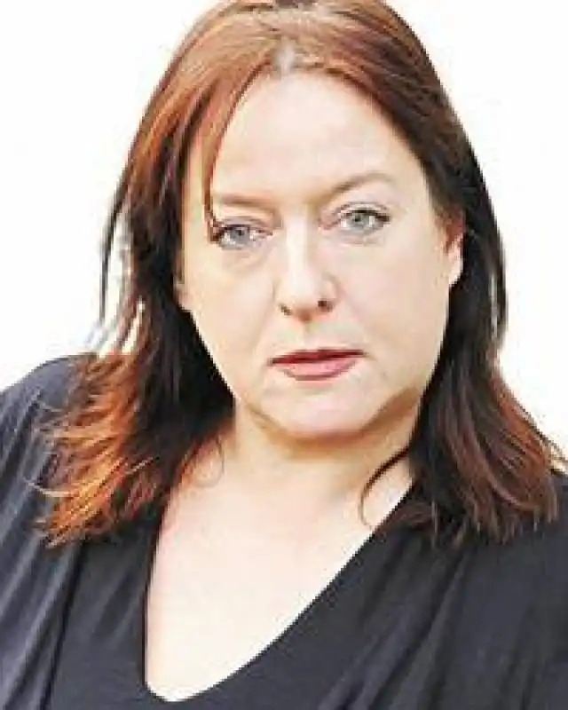 julie burchill 4