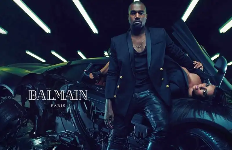 kardashian e west per balmain