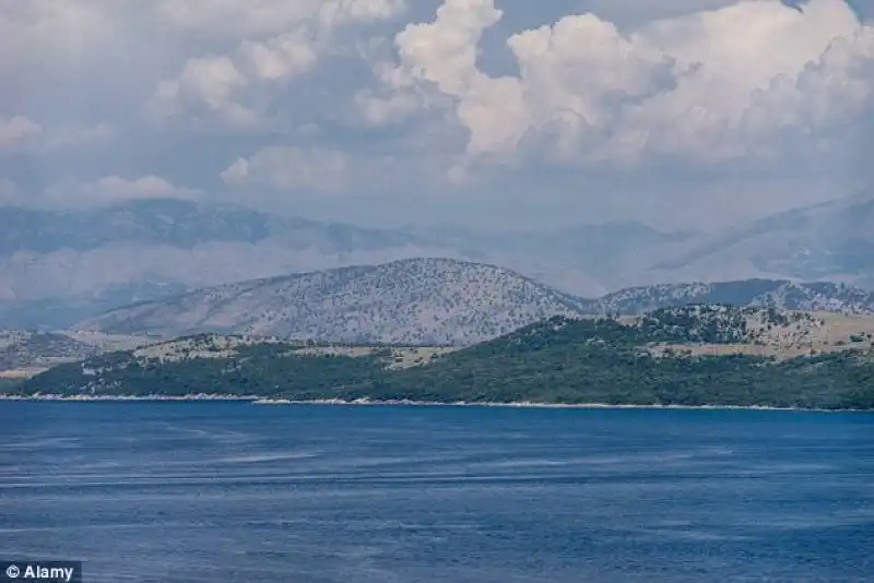 la costa di corfu