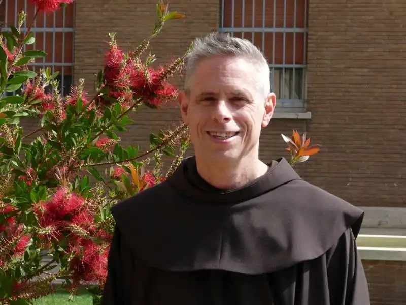 padre michael perry