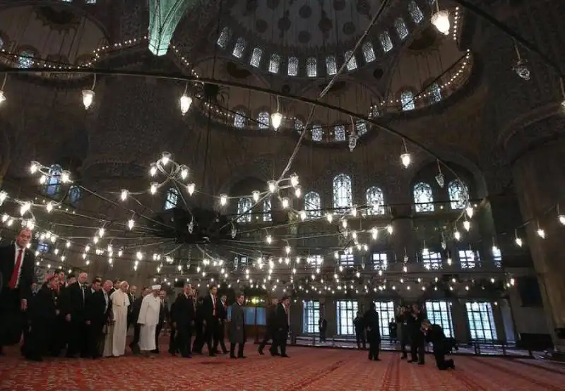 papa bergoglio in moschea 1