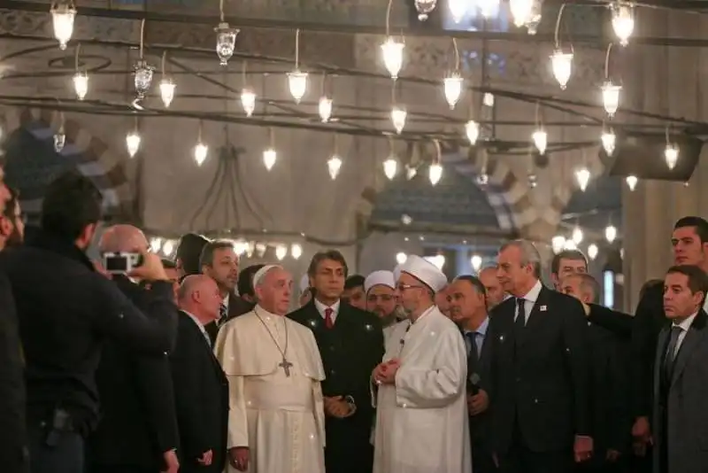 papa bergoglio in moschea 7