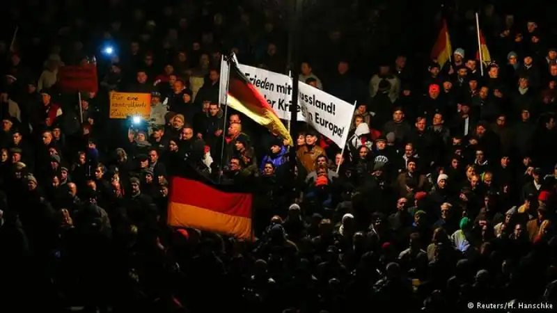 pegida manifestazione anti islam a dresda 3