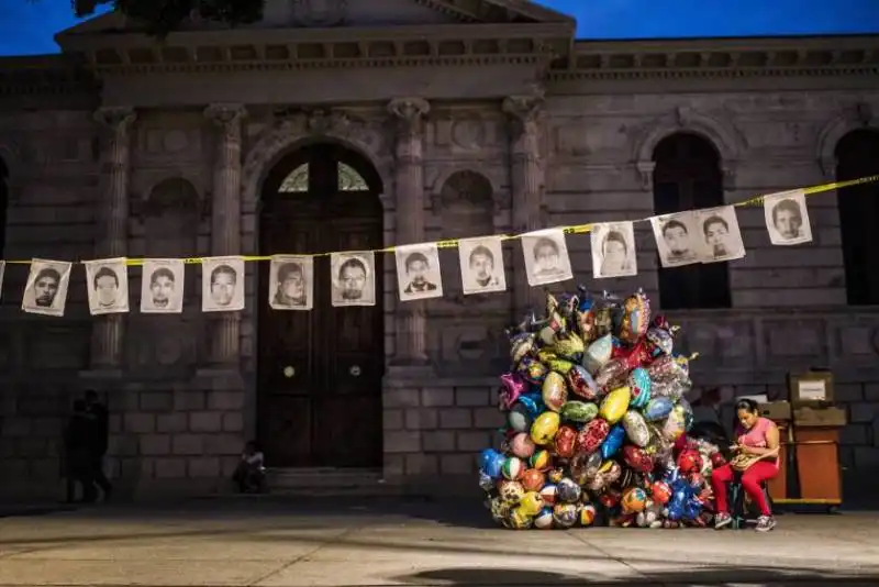 studenti scomparsi in messico