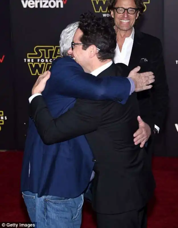 abbraccio tra george lucas e jj abrams