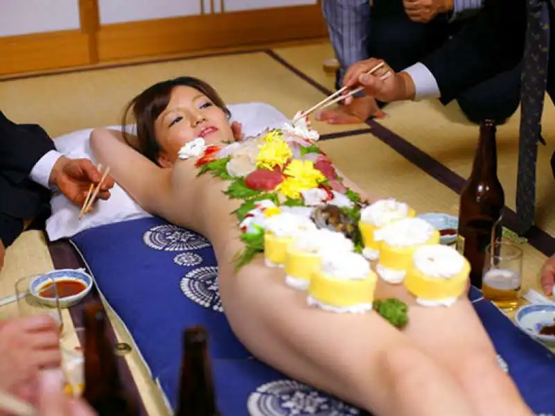 bar nyotaimori