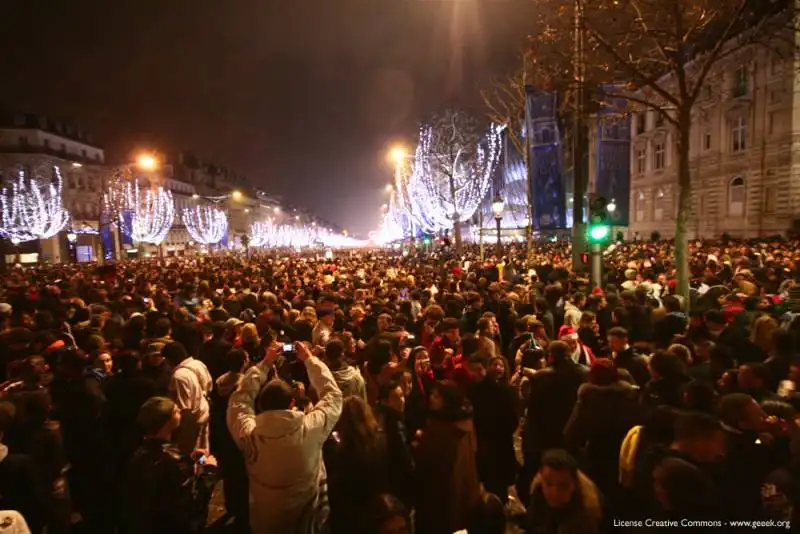 capodanno champs elysees