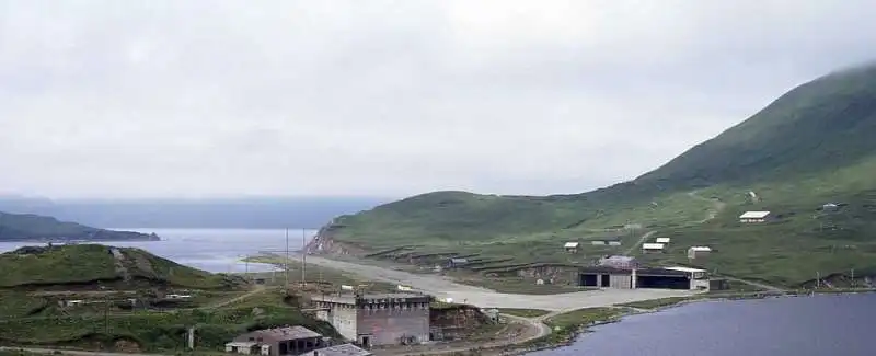 dutch harbour airport  alaska