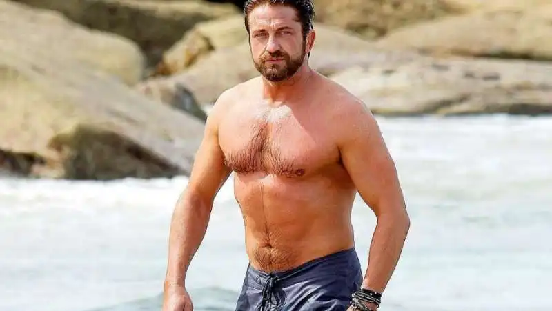 gerard butler a tel aviv