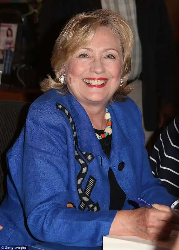 hillary clinton alla presentazione di un libro nel 2014