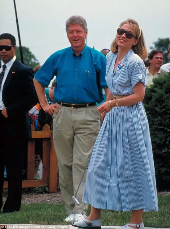 hillary clinton con il marito bill durante la campagna del 1992