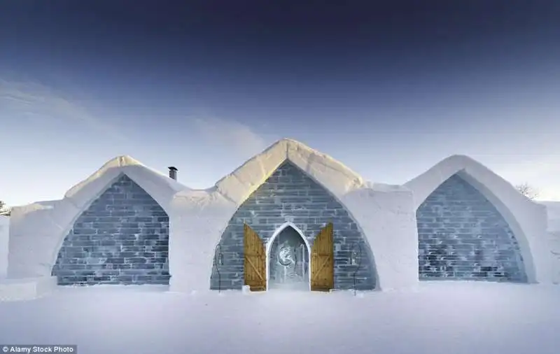 hotel de glace canada