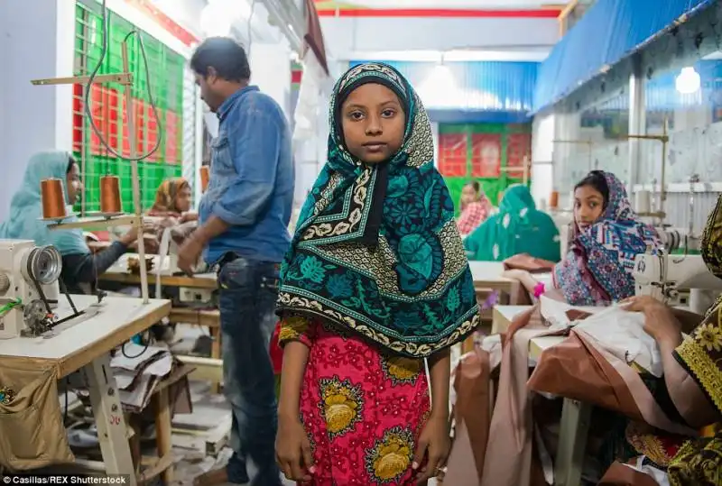 in bangladesh lavorano 1 milioni di bambini tra i 10 e i 14 anni