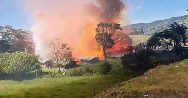 incidente  fabbrica   fuochi d artificio