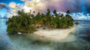 isola deserta nella polinesia francese