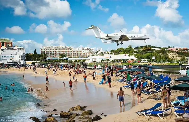 l'aeroporto internazionale principessa giuliana sint maarten