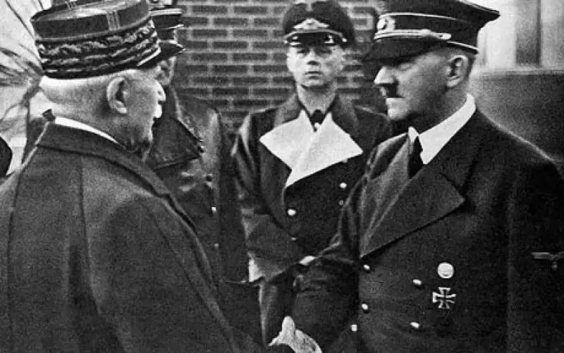 PHILIPPE PETAIN E HITLER