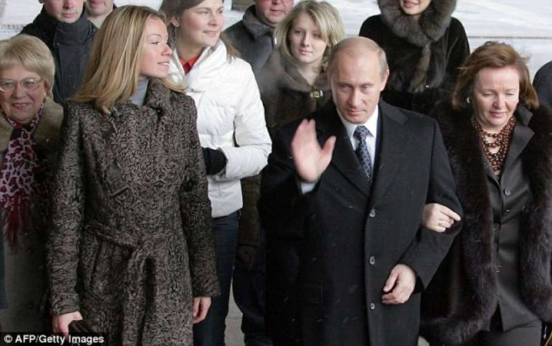 putin con moglie ludmila e figlia maria