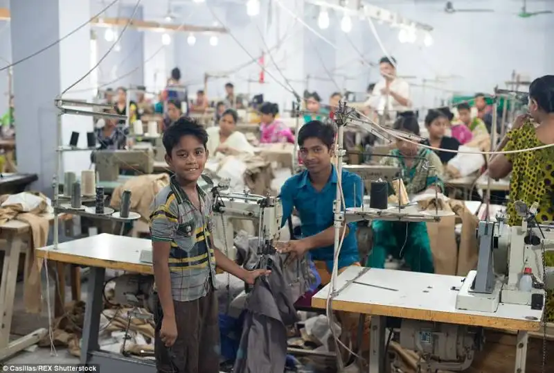 ragazzi al lavoro