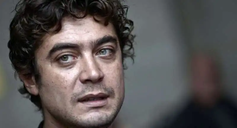 riccardo scamarcio