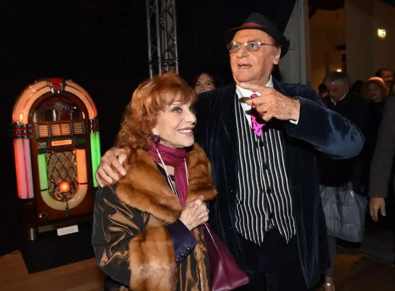 simona marchini e renzo arbore