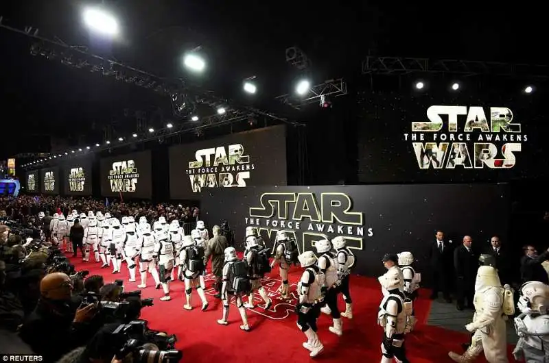 stormtroopers sul red carpet a leicester square