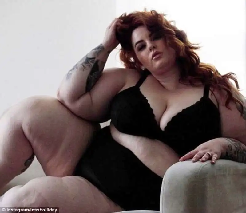 tess holliday  in lingerie