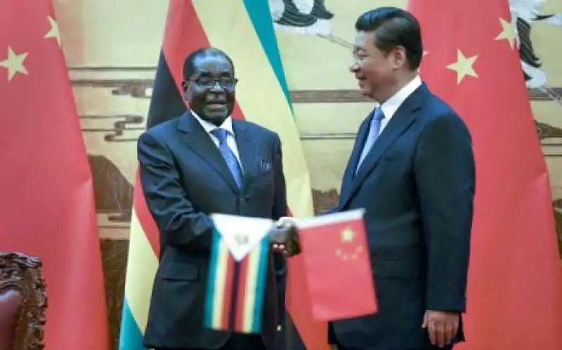 xi jinping con  mugabe in zimbabwe