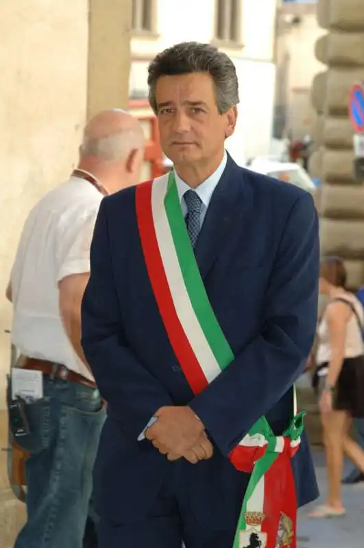 giuseppe fanfani ex sindaco di arezzo