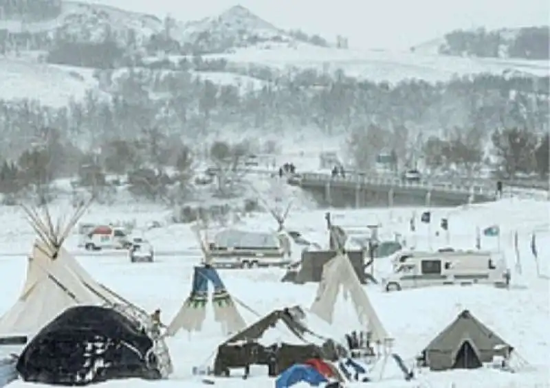 I SIOUX CONTRO L OLEODOTTO DAKOTA ACCESS PIPELINE