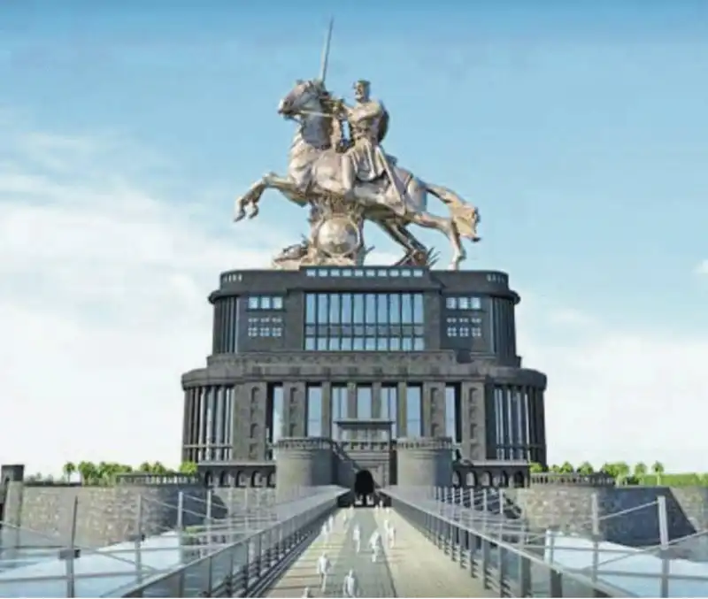 INDIA STATUA SHIVAJI