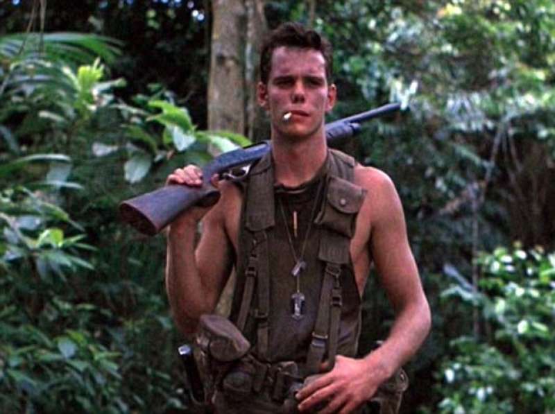 kevin dillon in platoon