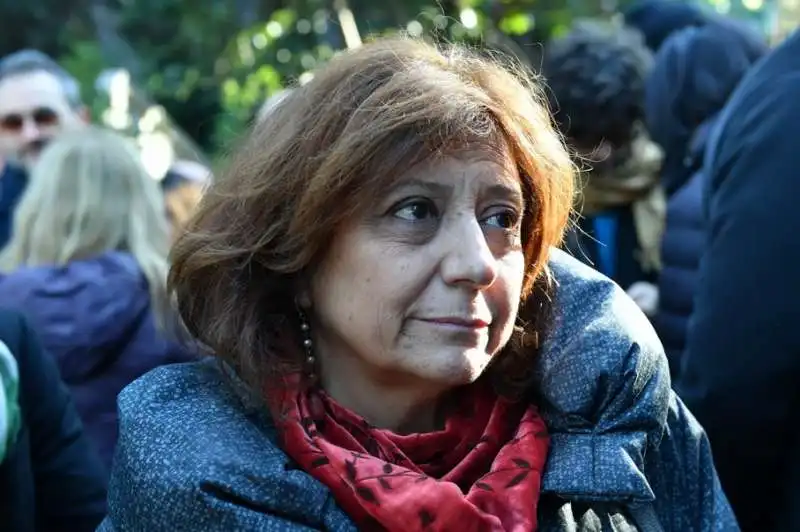 laura delli colli