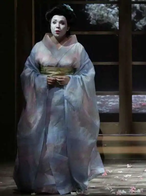 MADAMA BUTTERFLY 2