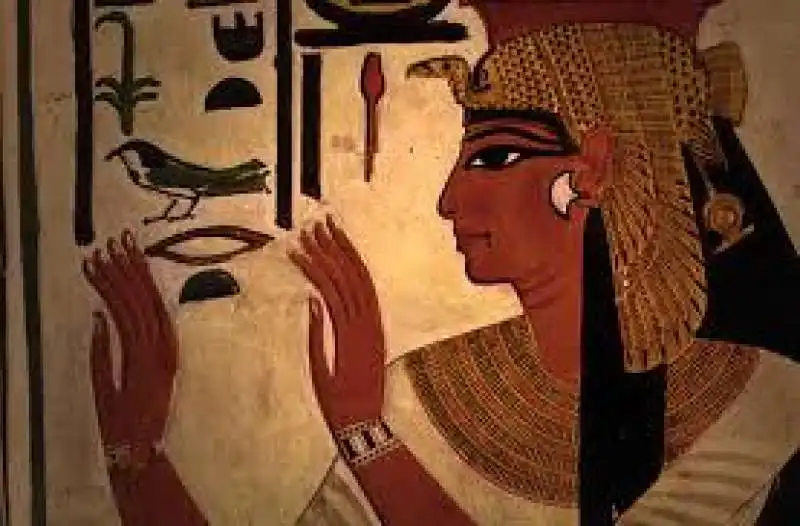 NEFERTARI