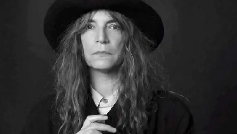 PATTI SMITH