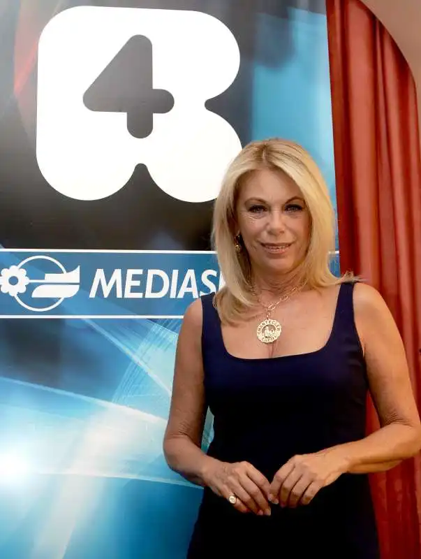 rita dalla chiesa rete4