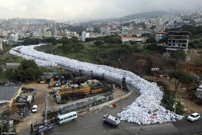 spazzatura a beirut