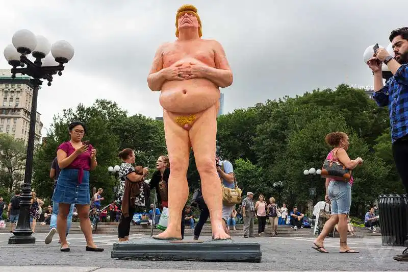 statua trump