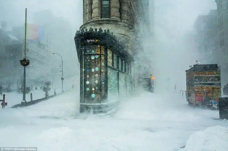 tempesta di neve new york