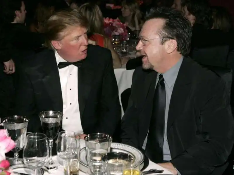 TOM ARNOLD DONALD TRUMP