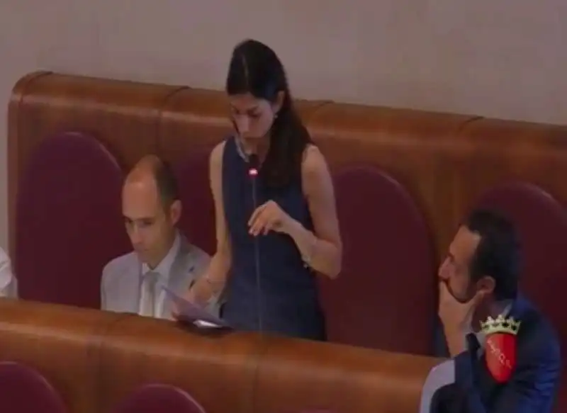 virginia raggi 2015 apprezza l oref    