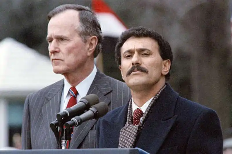 george bush e ali abdellah saleh