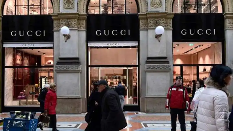 GUCCI