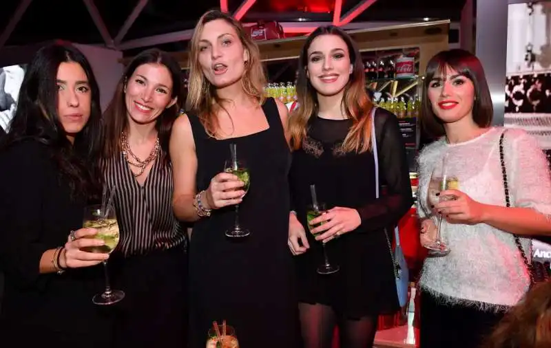 invitate al party dei 90 anni della coca cola (1)