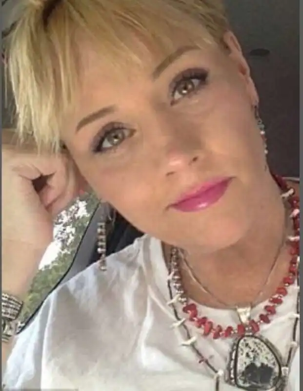 SAMANTHA MARKLE