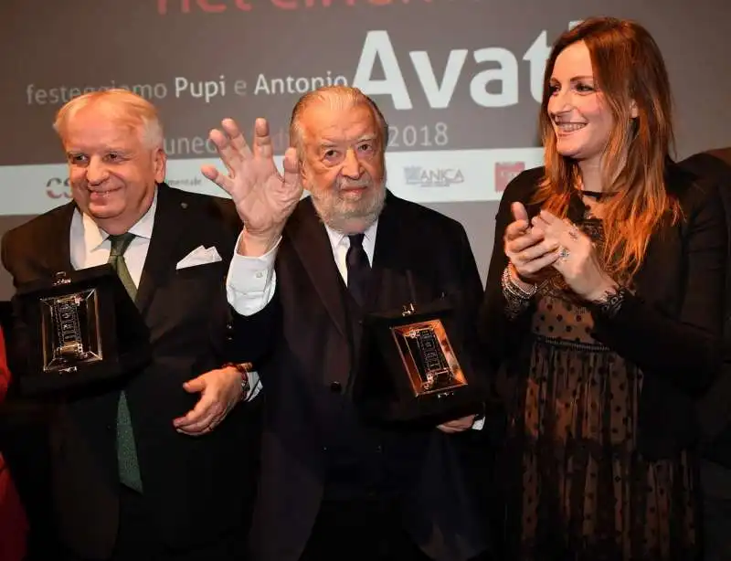 antonio e pupi avati premiati dal sottosegretario lucia borgonzoni