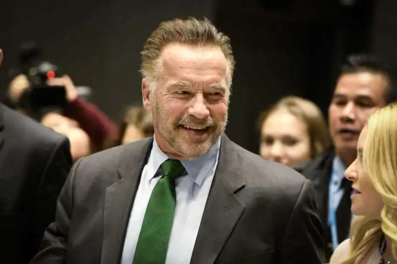 arnold schwarzenegger alla conferenza per il clima in polonia