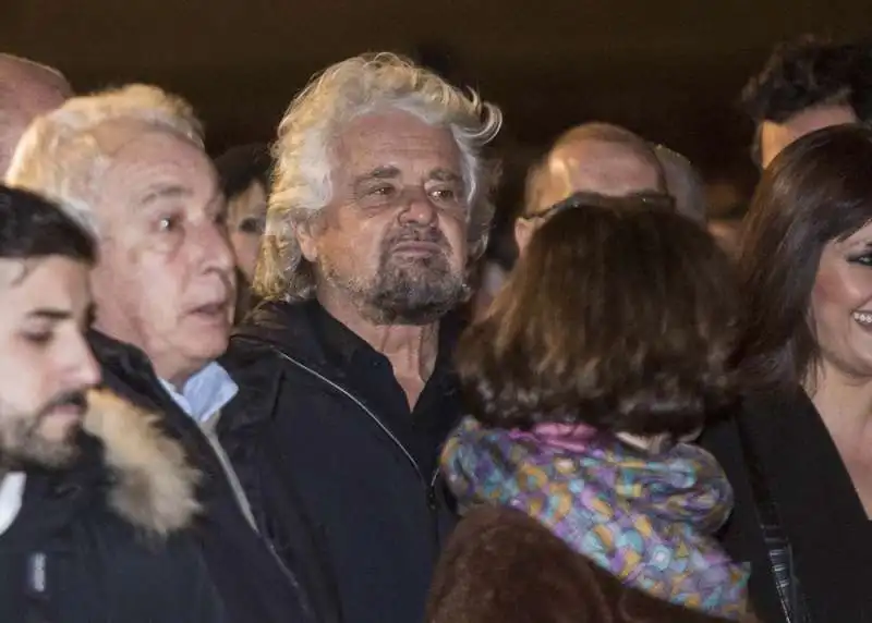 beppe grillo all accensione di speraggio   4